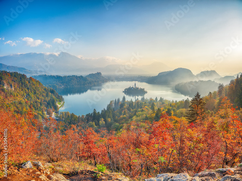 Fototapeta Naklejka Na Ścianę i Meble -  Amazing sunrise over popular tourist destination  Bled lake.