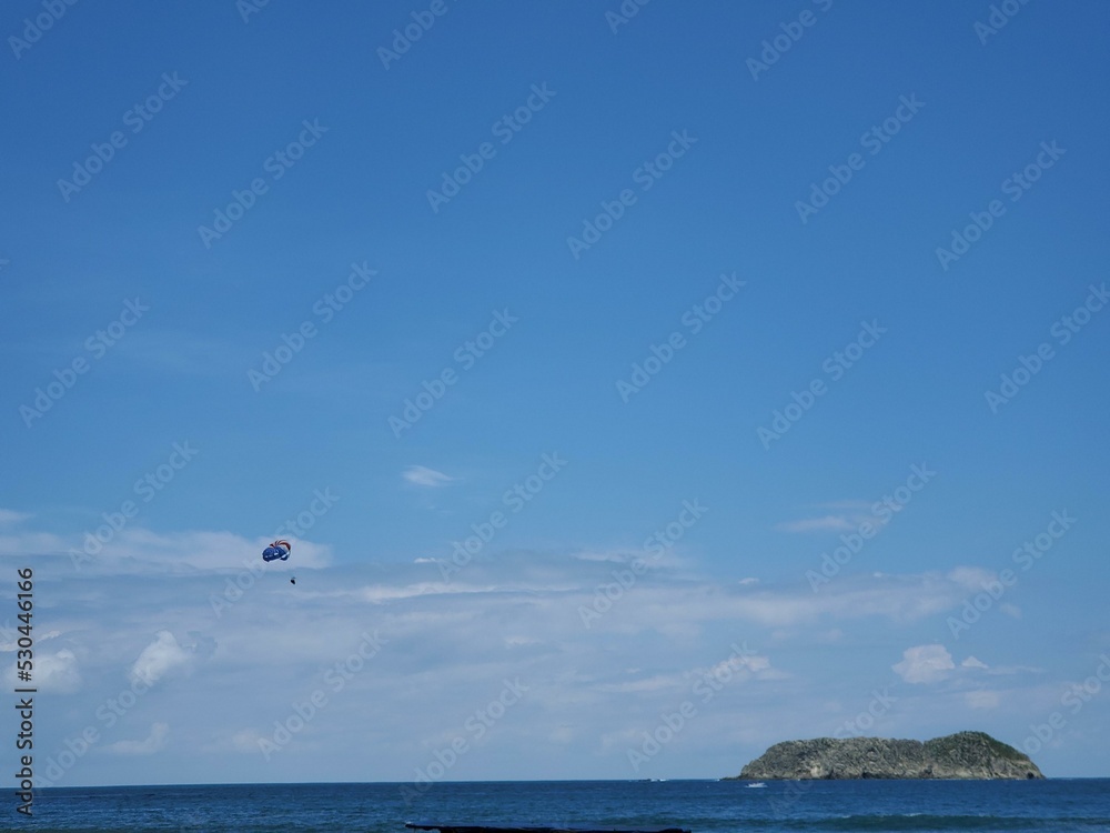 Sky Water Cloud Blue Parachute Body of water