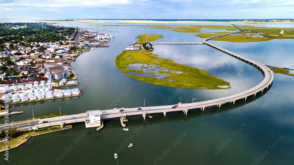 Φωτογραφία Aerial view of the Long Bridge to Chincoteague Island in Virginia