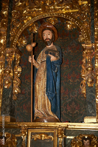 Leinwand Poster Baroque altarpiece with the carving of Saint James pilgrim in Roncesvalles