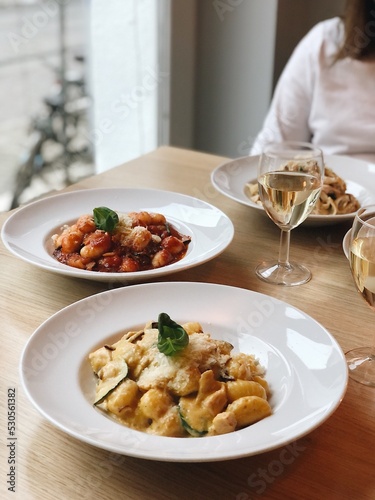 Jesienny obiad na mieście, gnocchi z serem, obiad ze najmowymi ,randka 