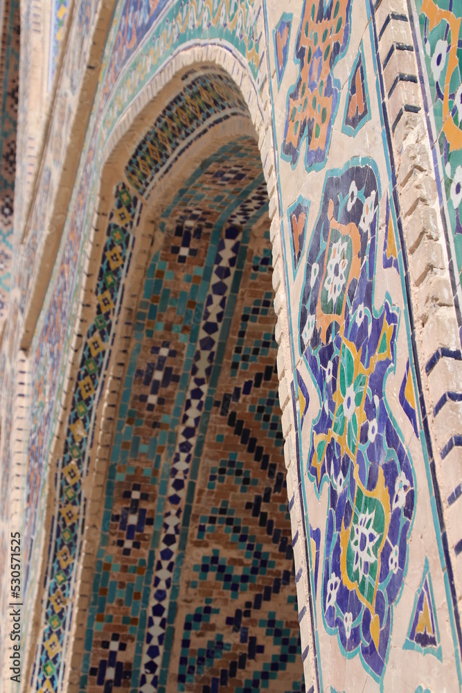 Detail of islamic architecture gate in the registan of Samarkand