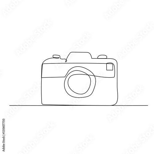 continuous line drawing of retro photo camera