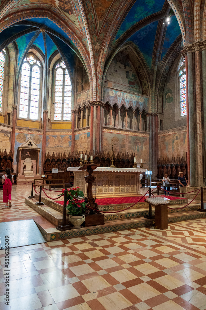 Obraz premium Ancient Papal basilica of San Francesco of Assisi. Art and religion. Black and white