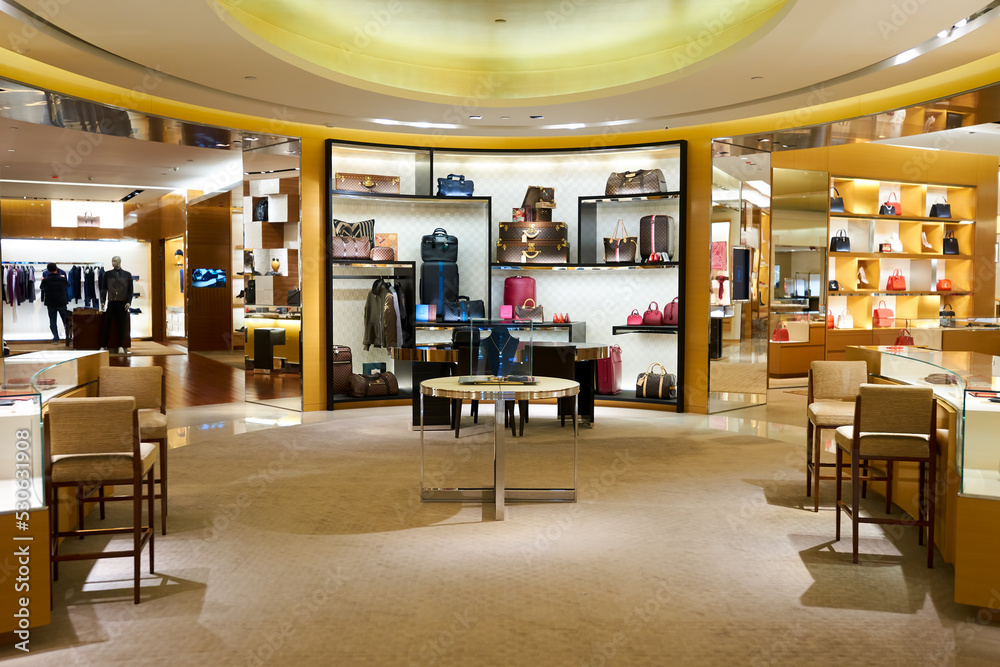 HONG KONG - CIRCA JANUARY, 2016: Louis Vuitton store in Hong Kong. Louis  Vuitton is a French fashion house, one of the world's leading international  fashion houses. Stock Photo