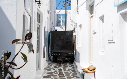 Die schmalen Strassen Hauptstadt Chora bekannt als Mykonos-Stadt auf der beliebten Kykladeninsel Mykonos, Griechenland