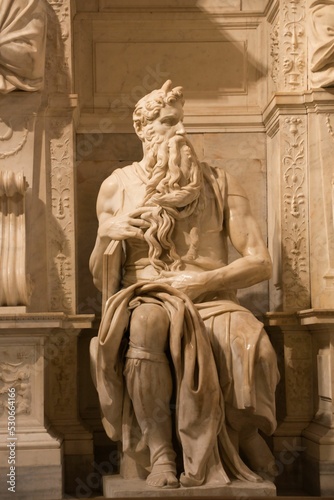 Escultura de Moisés. Miguel Ángel photo