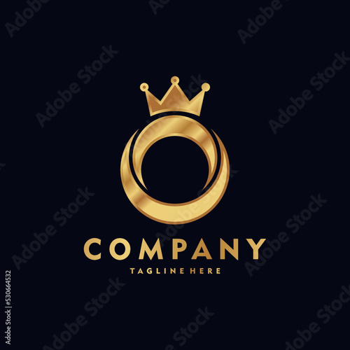 golden crown O letter logo