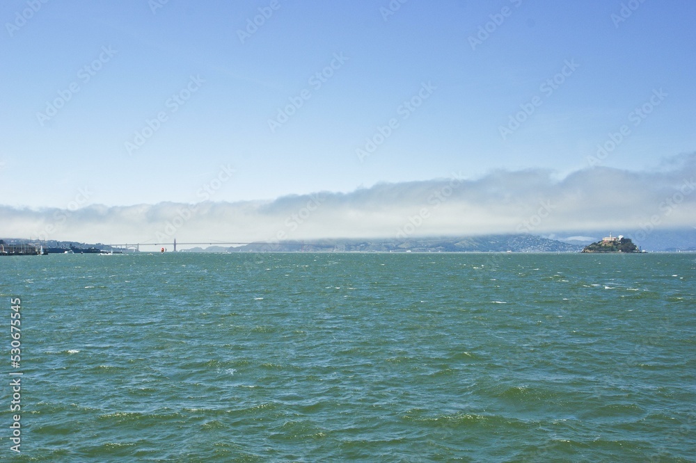 Water Sky Water resources Cloud Coastal and oceanic landforms Horizon