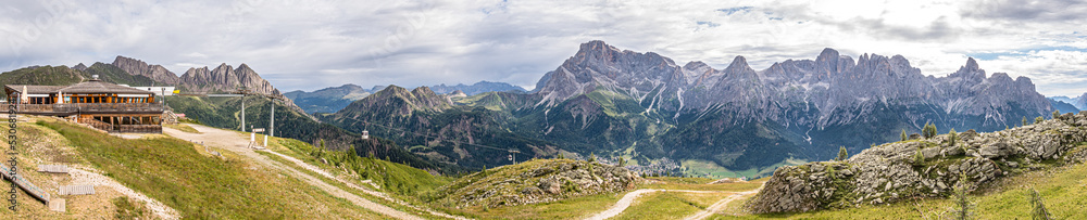 Blick vom Tognola auf die Pala-Dolomiten
