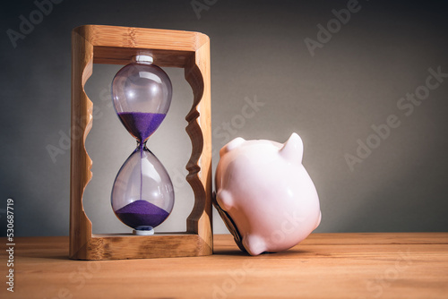 Hourglass and piggy bank