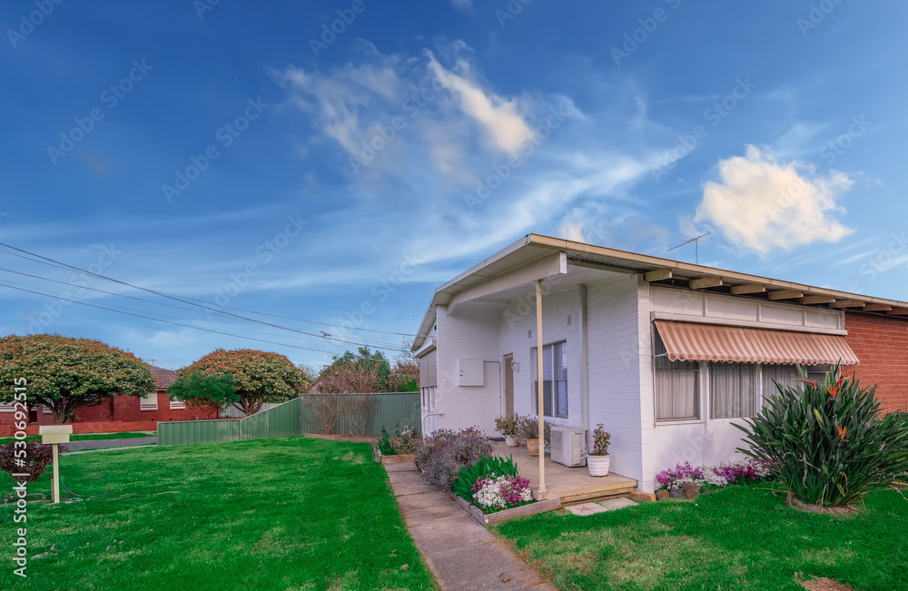 Fototapeta premium Brick house in Suburban Melbourne Victoria Australian