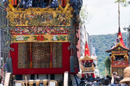 京都　祇園祭（後祭）の山鉾巡行　北観音山