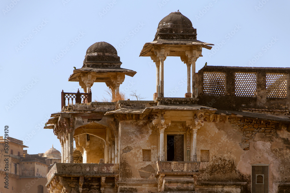Obraz premium ruins of old traditional building in Amer city
