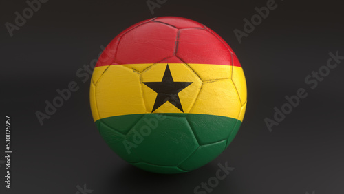 Drapeau du Ghana incrust   dans un ballon de football