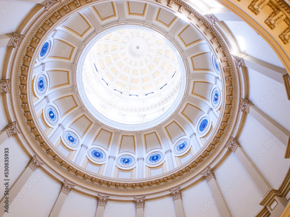 Obraz premium Domed Ceiling