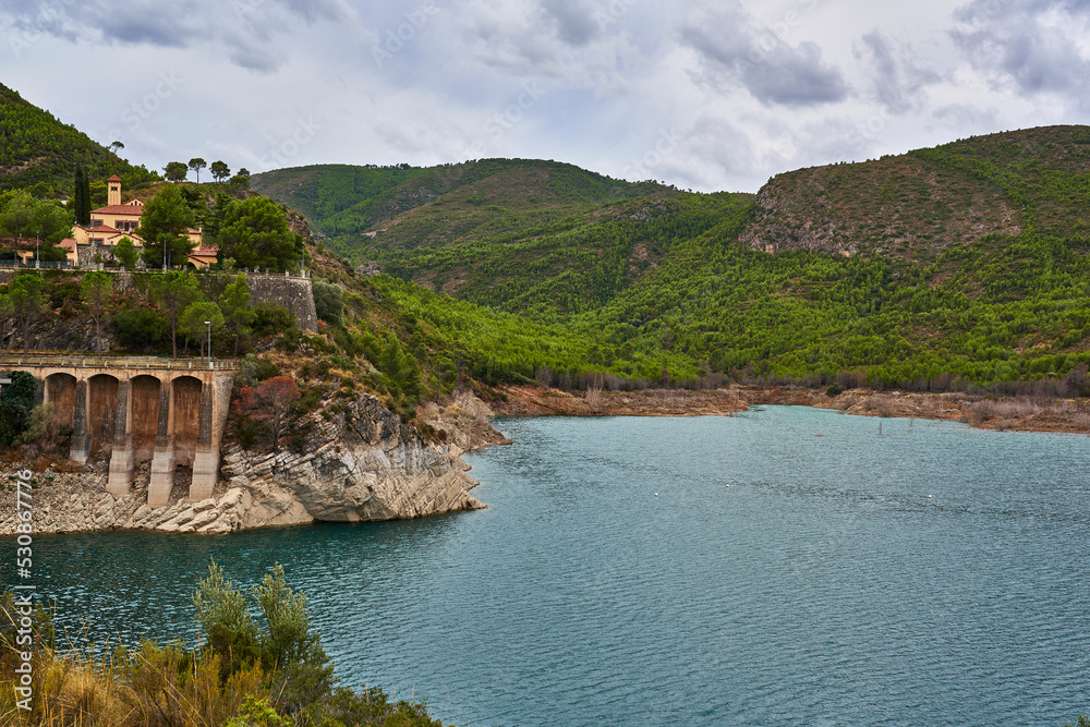 Embalse de Loriguilla, en Chulilla, Valencia (España)