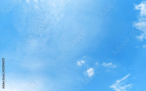 clear sky with clear clouds