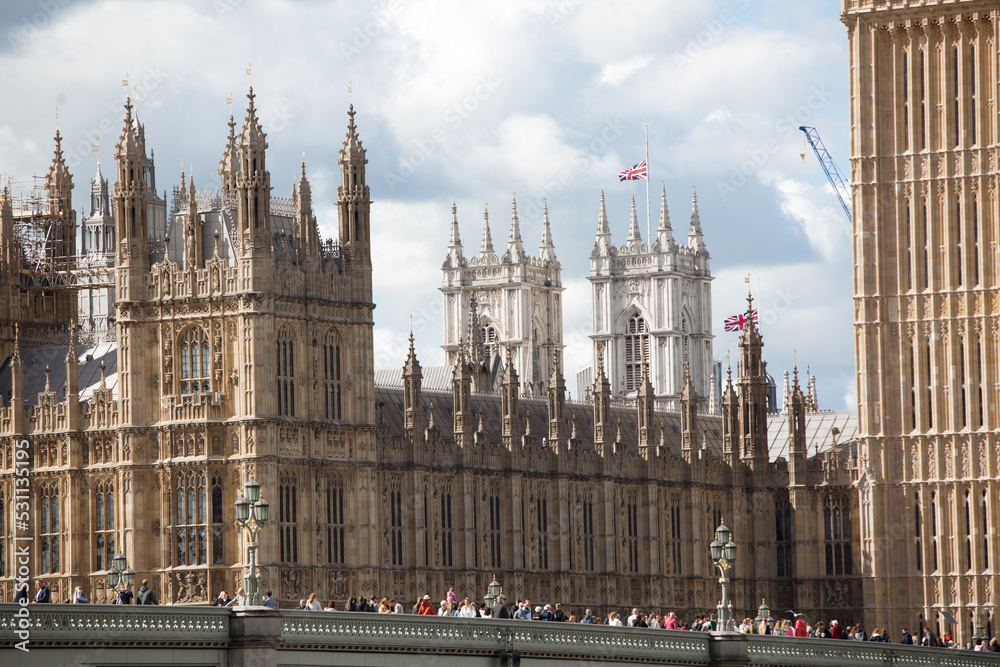 Obraz premium London, UK. Houses of Parliament and Westminster Abbey during funeral ceremony of Queen Elizabeth II
