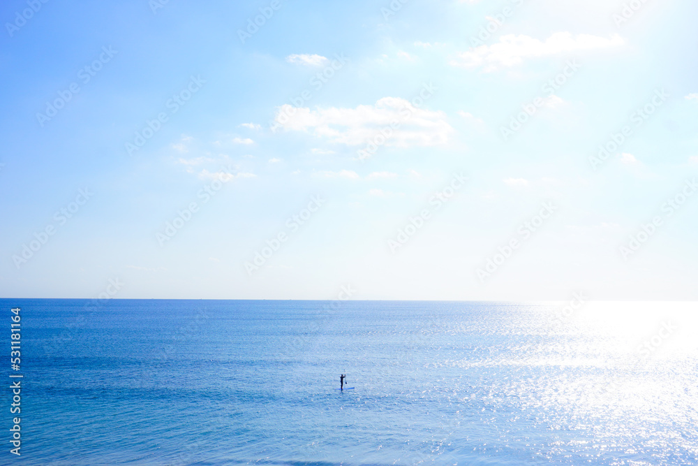 綺麗な海。青空
