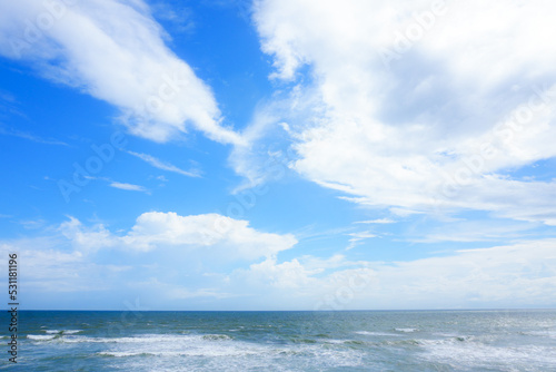 綺麗な海。青空 © 志公 中澤