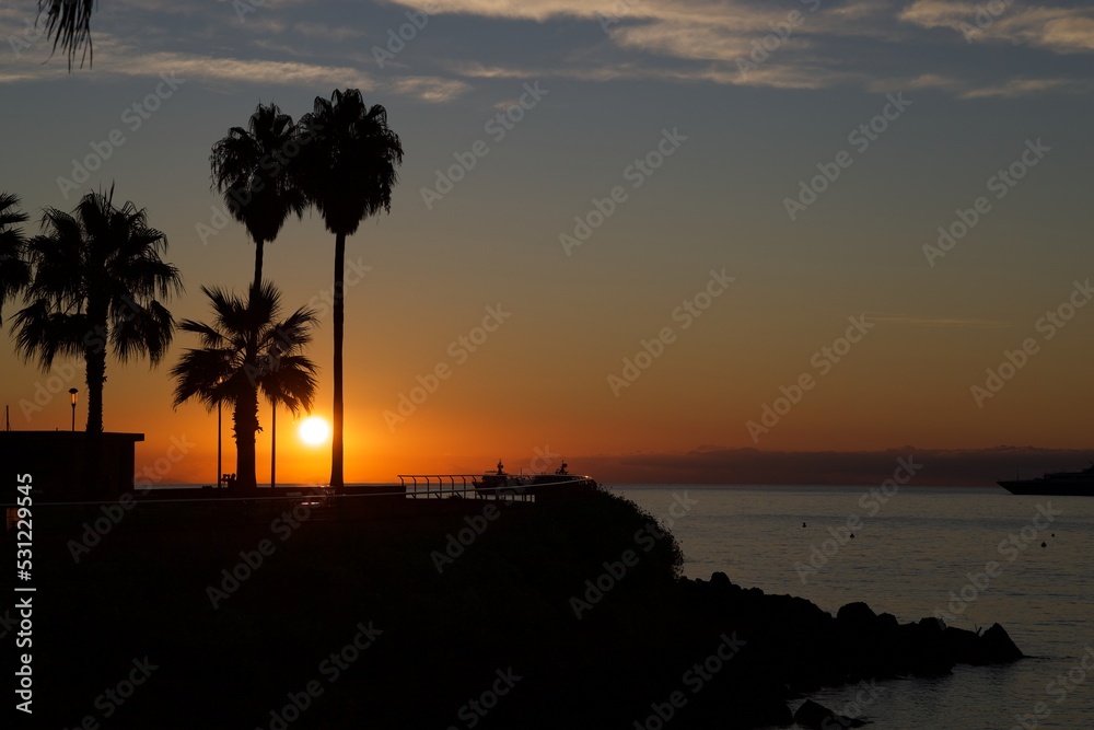 Obraz premium sunset at the beach