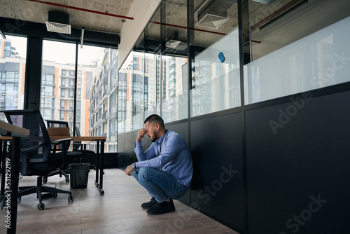 Exhausted office worker suffering from job burnout Fototapeta