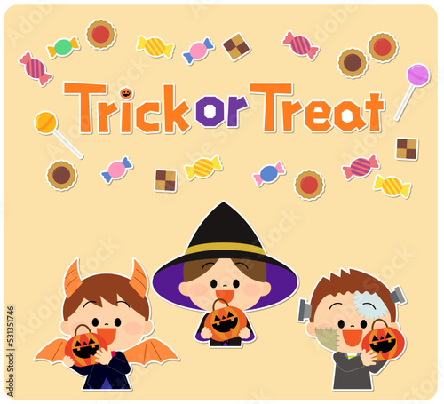 ハロウィンでお菓子をもらいに来た仮装をした子どもたち