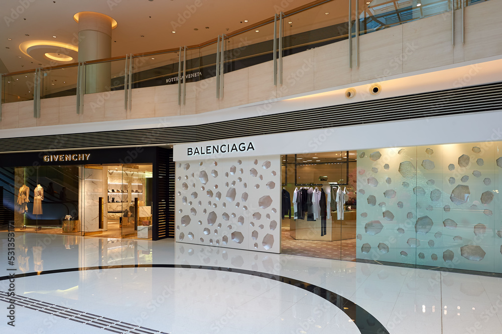 Balenciaga hong kong top