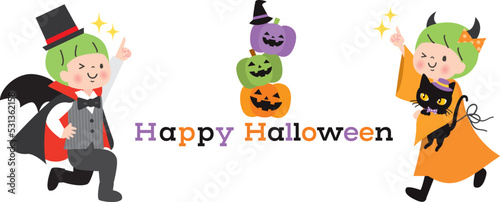 ハロウィンの仮装をした子ども達とジャックランタン