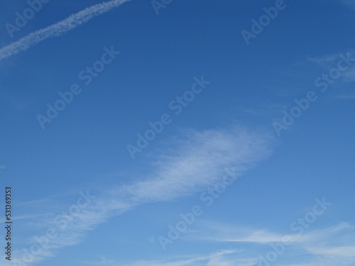 飛行機雲 © 晋 宮本