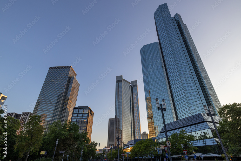 Skyline picture of Frankfurt during sunset with the Twin Towers, Trianon tower and the Marienturm tower Skyline picture of Frankfurt during sunset with the Twin Towers, Trianon tower and the Marienturm tower
