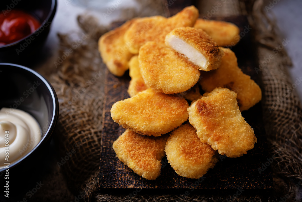Fresh prepared nuggets with sauces Fresh prepared nuggets with sauces