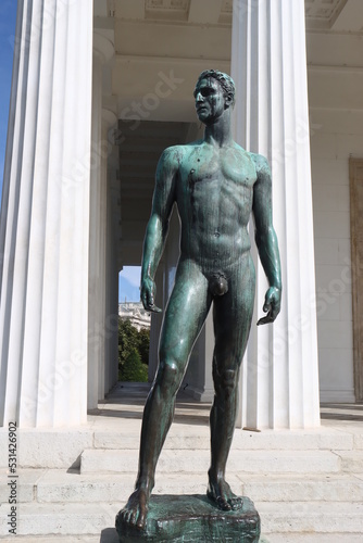 copper statue of a naked man in Vienna © Владислав Порхун