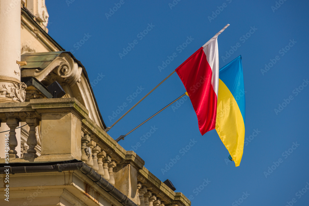 Flagi Polski i Ukrainy. - obrazy, fototapety, plakaty 