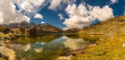 I laghi del Longet al confine tra la provincia di Cuneo e l’Alta Provenza photo