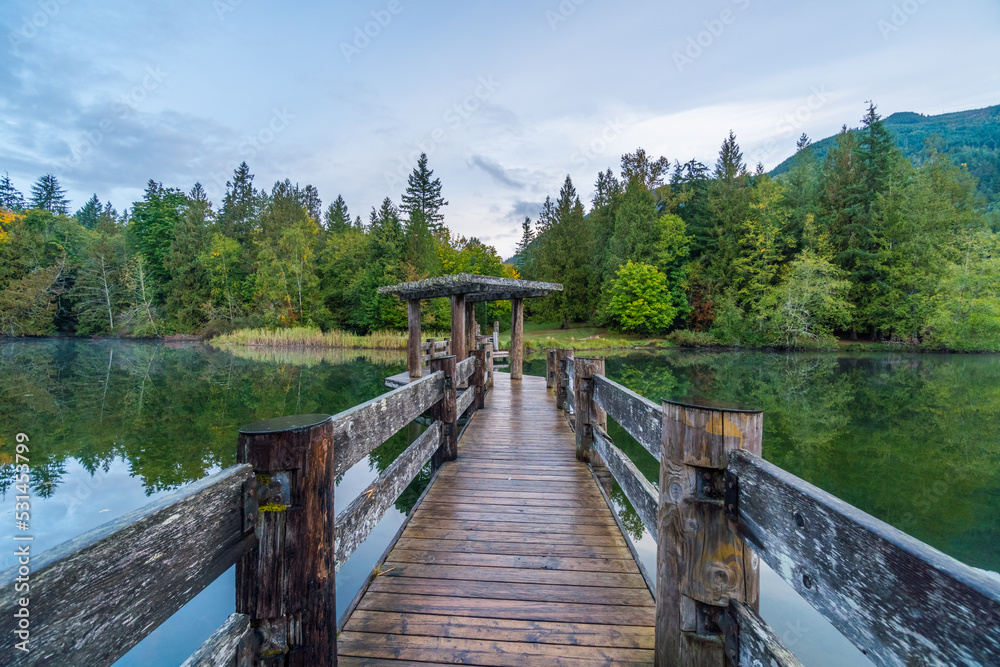 Day lodge with a dock, amazing lakefront views. Fall colors in the Silver Lake Campground, Fall Time, North Cascades Region
