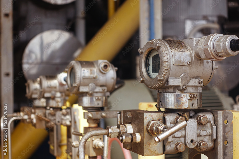 Pressure transmitter, and temperature transmitter for measurement and monitor data of oil and gas process Pressure transmitter, and temperature transmitter for measurement and monitor data of oil and gas process