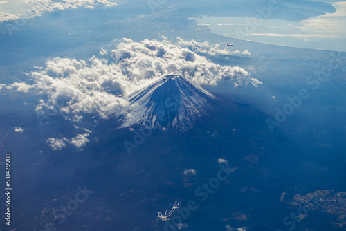 空から見た美しい富士山