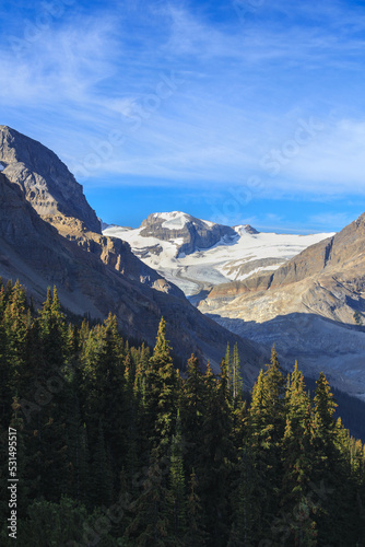 Icefiels parkway road with a glacier view during the summer in Canada