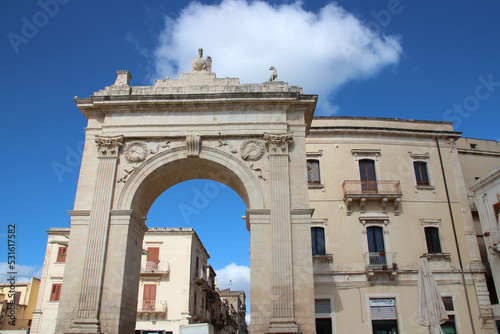 arch (porte reale) in noto in sicily (italy) 