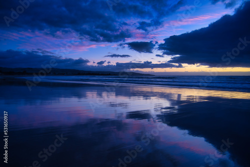 Fototapeta Naklejka Na Ścianę i Meble -  Marengo Beach sunrise, Australia
