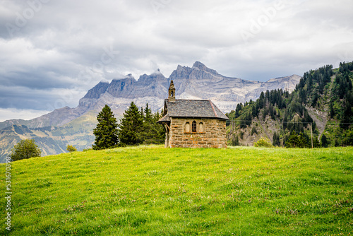 La chapelle des Crosets à Val-d'Illiez en Suisse photo