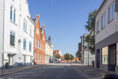 Street in Nykøbing Mors, Morsø or Morsland – the island behind the sea – is located in the Limfjord just north-west of Salling. Denmark, Scandinavia, Europe © Gunnar E Nilsen