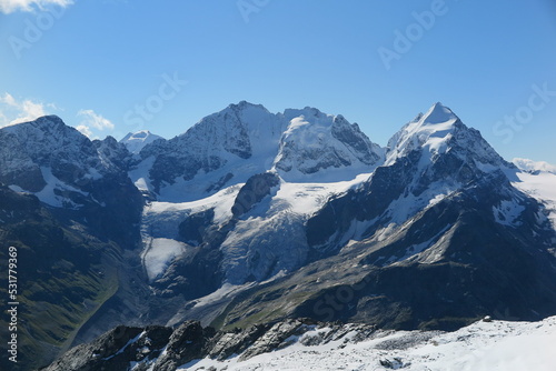 Blick vom Piz Corvatsch auf die Bernina Gruppe, Engadin