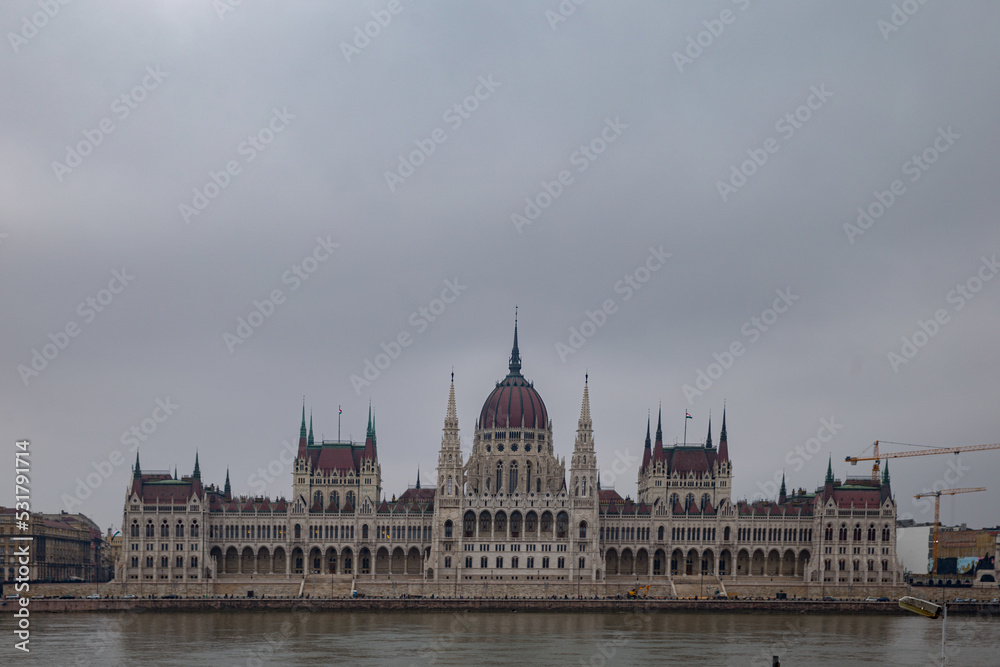 Fototapeta premium parliament building in budapest on the banks of the danube river