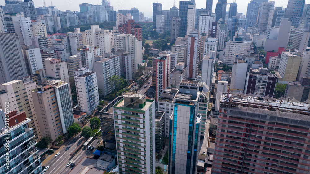 Fototapeta Aerial view of São Paulo, in the neighborhood of Jardins. Many residential buildings and a building under construction
