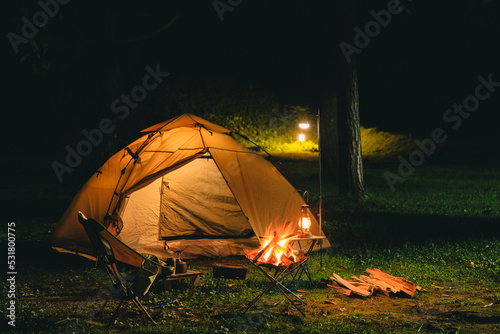 キャンプ場の夜