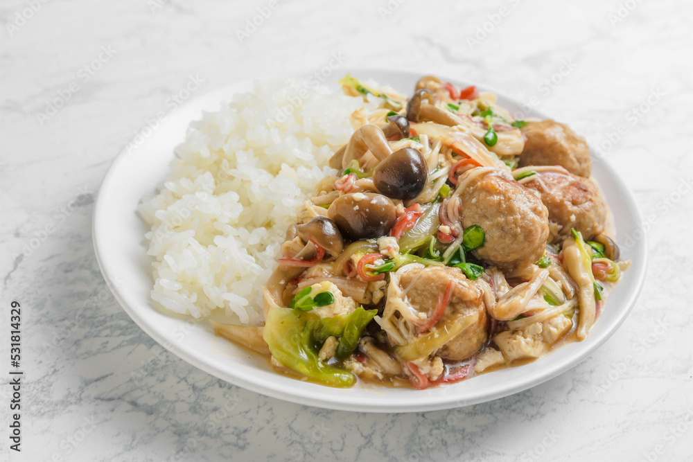 肉団子の餡かけランチ 肉団子の餡かけランチ