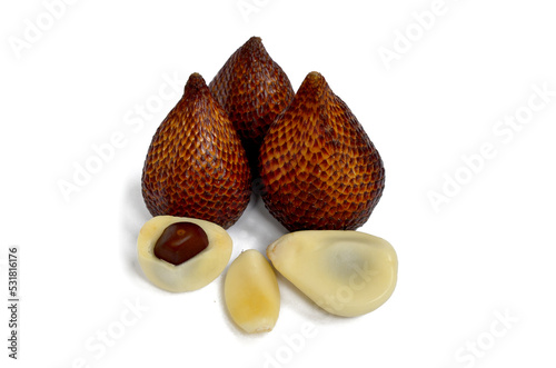 Fototapeta Naklejka Na Ścianę i Meble -  Salacca zalacca fruits isolated on white background.